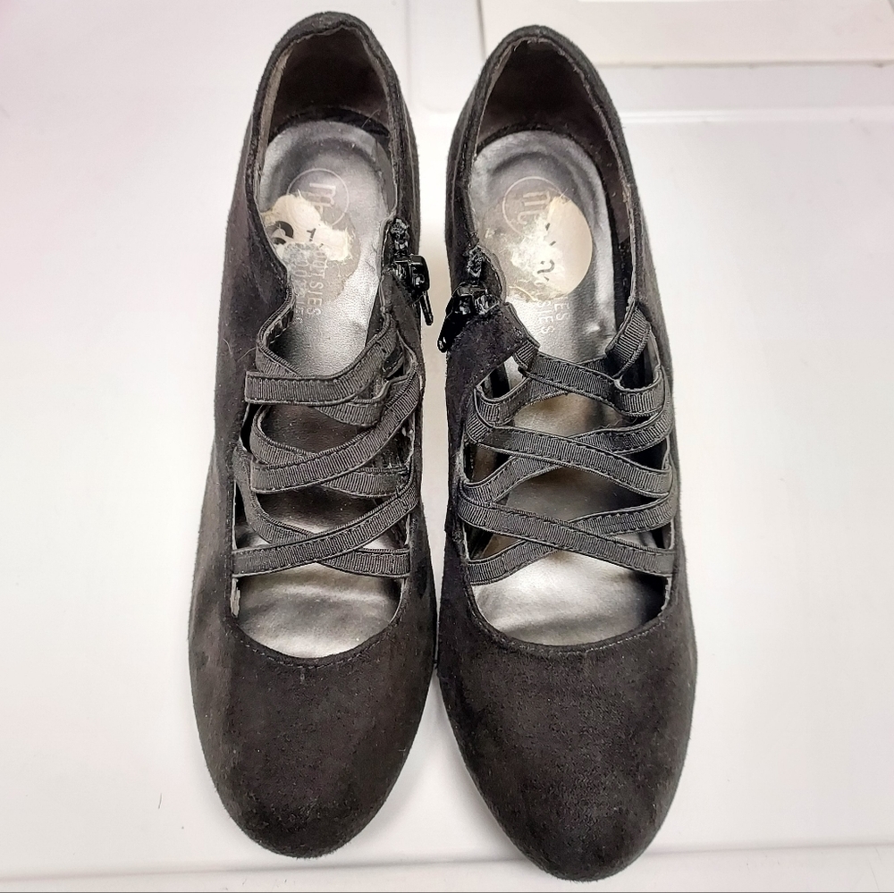 🖤 Mootsies Tootsies Criss Cross Ballerina Style Faux Suede Heels Size 6.5 - Picture 2 of 6